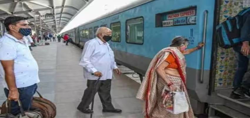 वरिष्ठ नागरिकों की राहत खत्म कर रेलवे ने हर रोज कमाए करोड़ों रुपए, RTI में हुआ बड़ा खुलासा