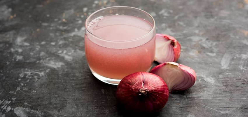 Onion Juice Benefits: सेहत के लिए संजीवनी बूटी है इस सब्जी का रस, इसके सेवन से ये समस्याएं होती है दूर