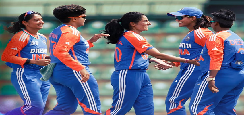 
									Women's Asia Cup के फाइनल में पहुंची टीम इंडिया, बांग्लादेश को 10 विकेट से हराकर किया चारोखाने चित्त